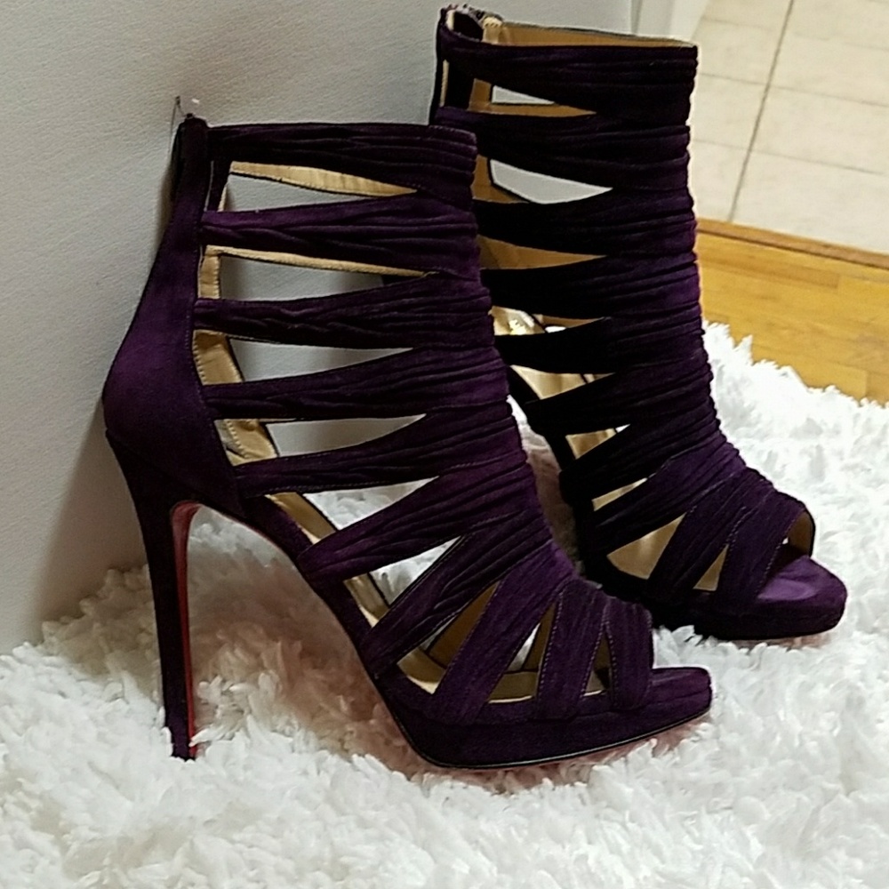 New authentic Christian Louboutin